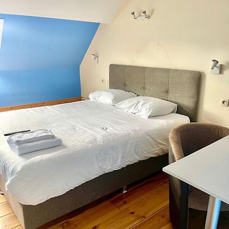 At-Pacific-Hotel Wavre Eksteriør bilde