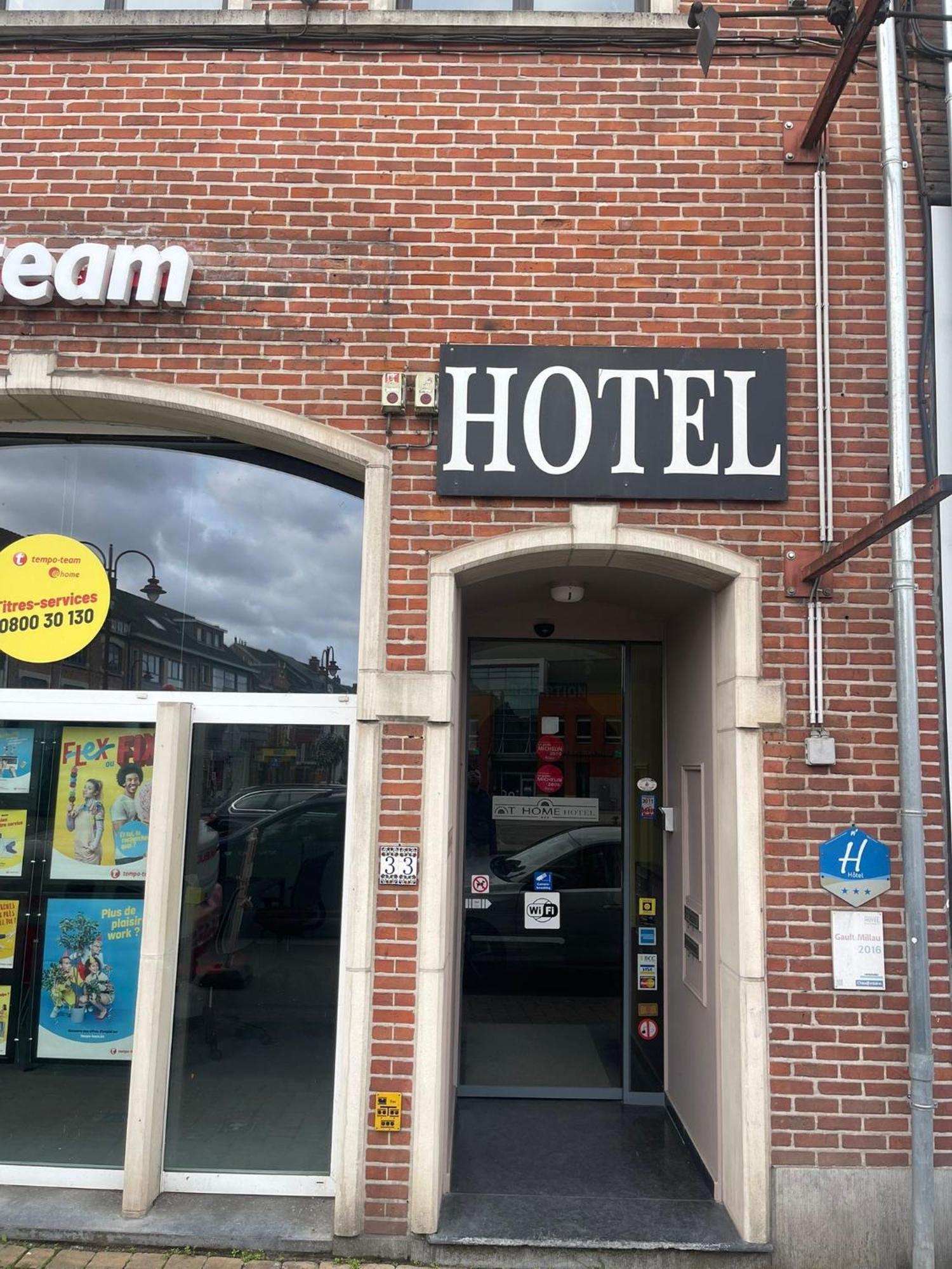 At-Pacific-Hotel Wavre Eksteriør bilde