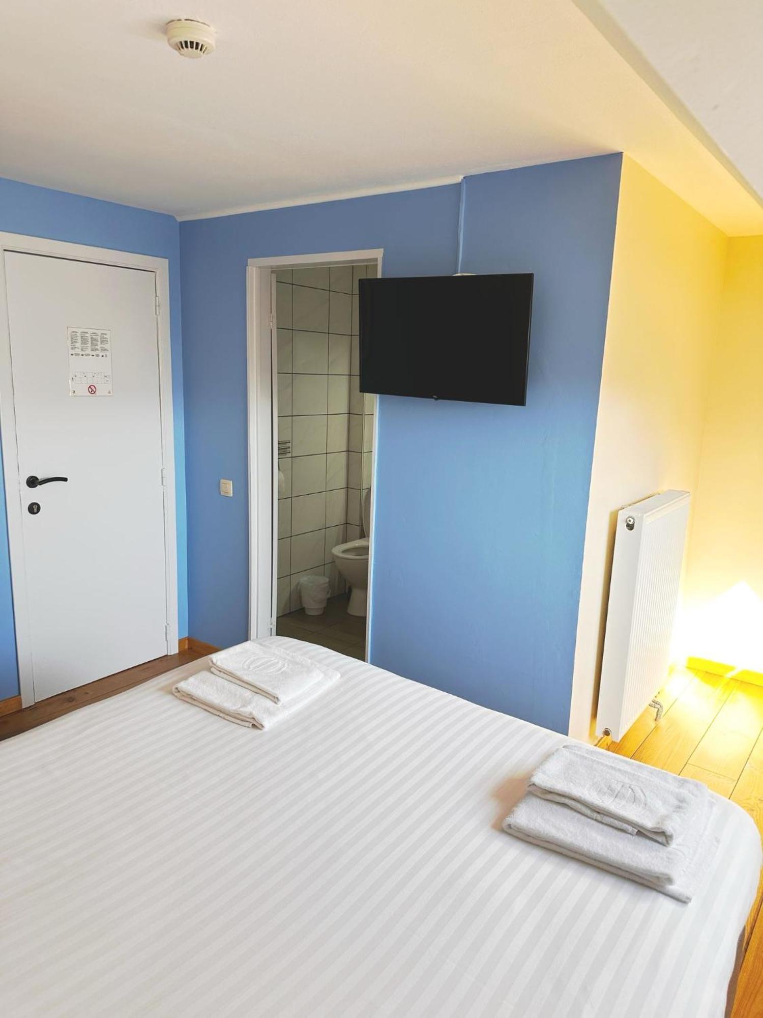 At-Pacific-Hotel Wavre Eksteriør bilde