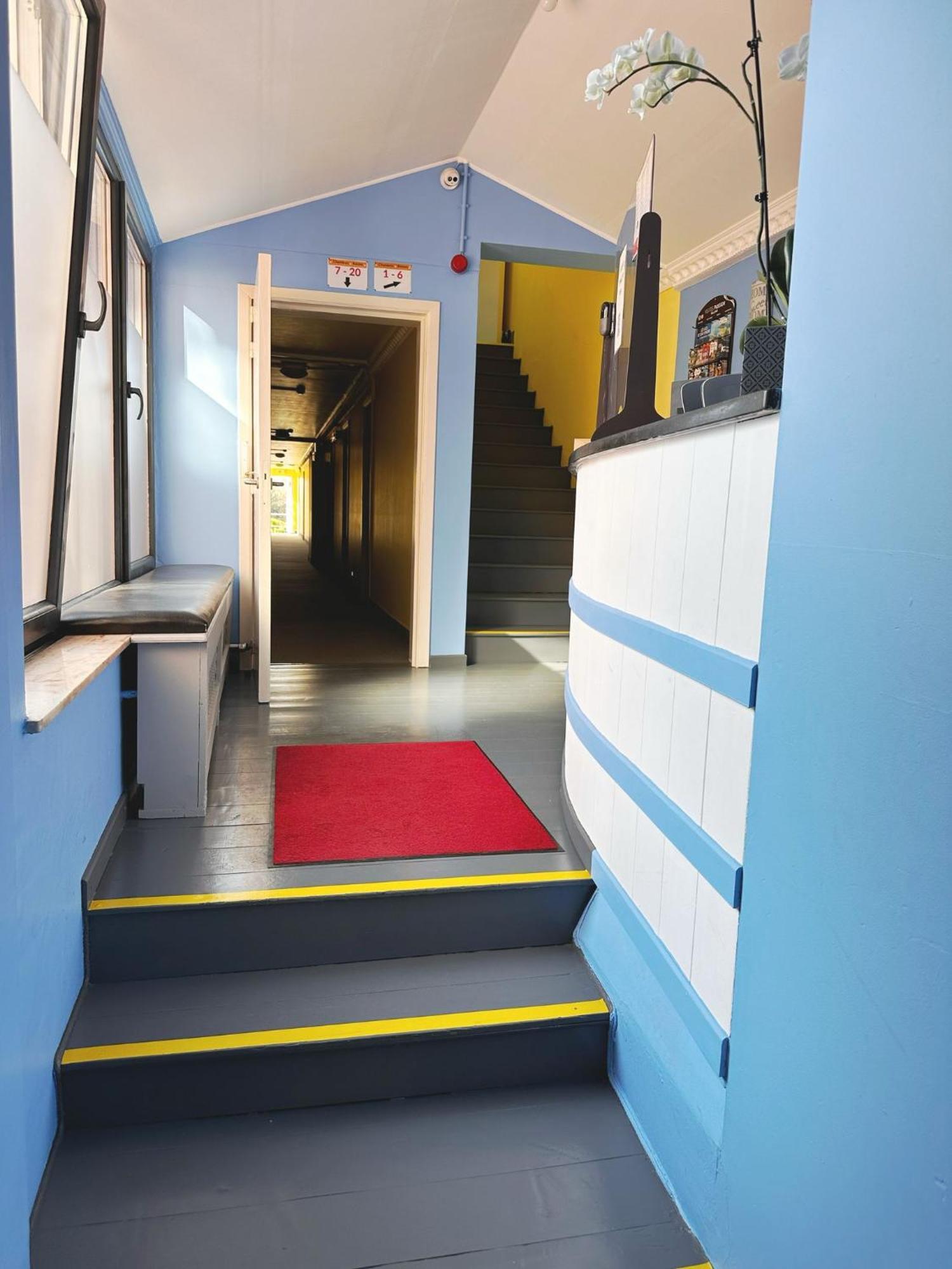 At-Pacific-Hotel Wavre Eksteriør bilde